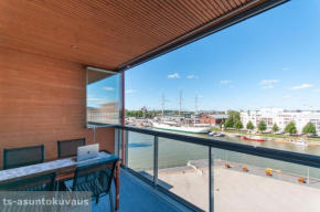 The Best View in Turku with private balcony, sauna, car park in Turku